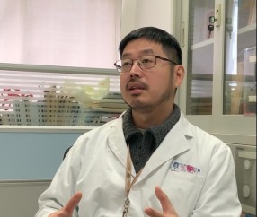 彩经网彩票走势图大全-对话口腔颌面外科专家陈亦阳：唇腭裂没那么可怕，规范治疗后可与常人无异 | 嫣然医院欠租风波背后